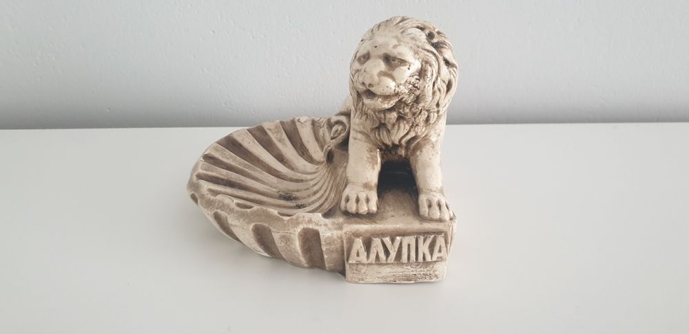 Popielniczki, pamiątka z Krymu