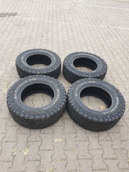 Sprzedam 4 opony BFGoodrich AT KO2 275/65R17