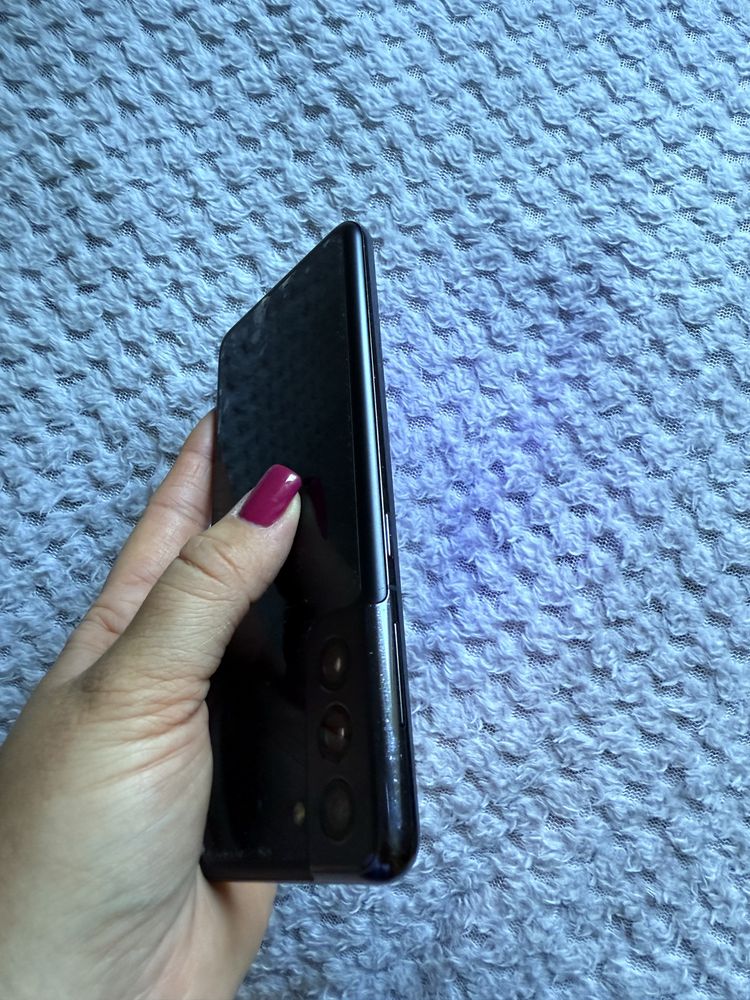 Samsung galaxy s21 5G +case 100%sprawny !