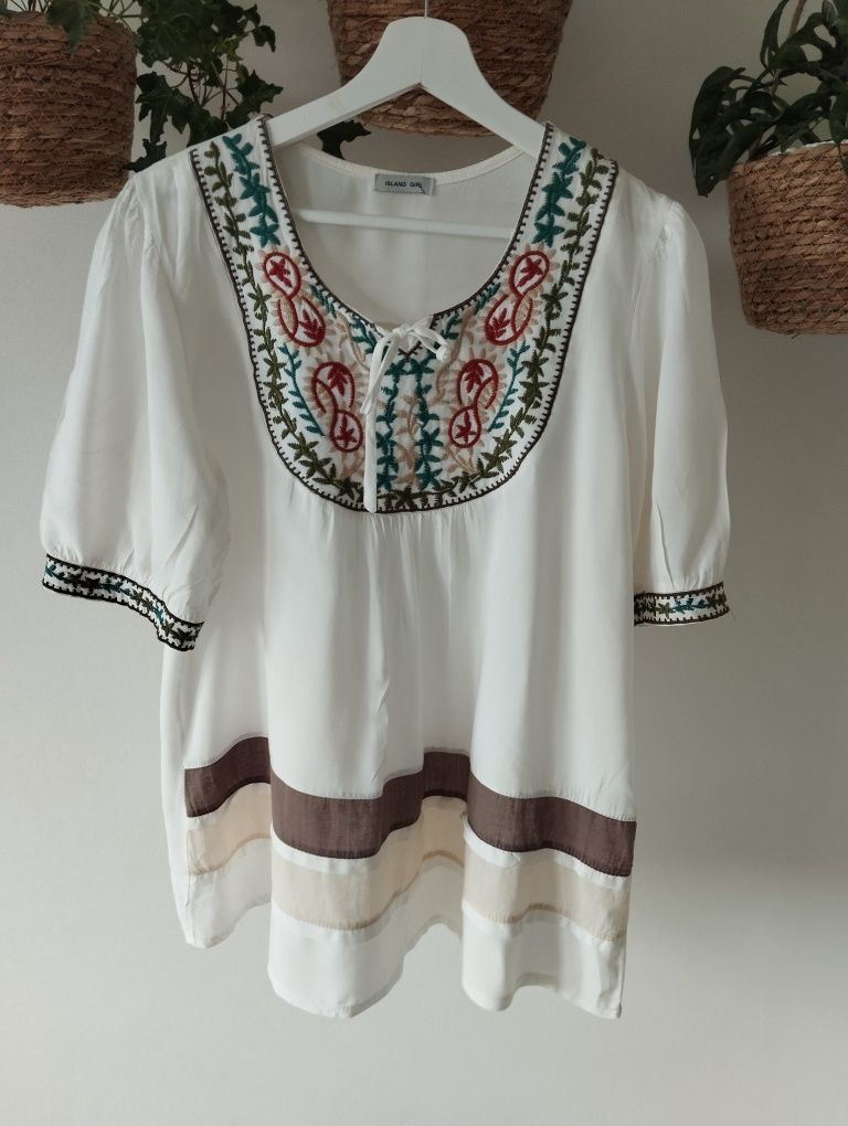Wiosenna, letnia bluzka z haftami, boho, zwiewna r. 40/42 Island Girl