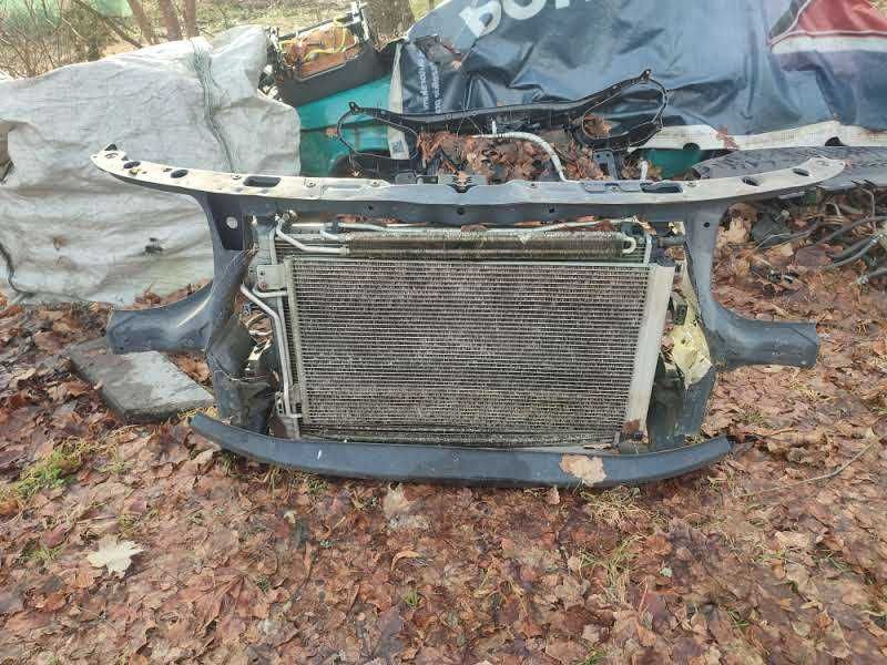 Pas przedni wentylatory czołówka VW T5 2.5