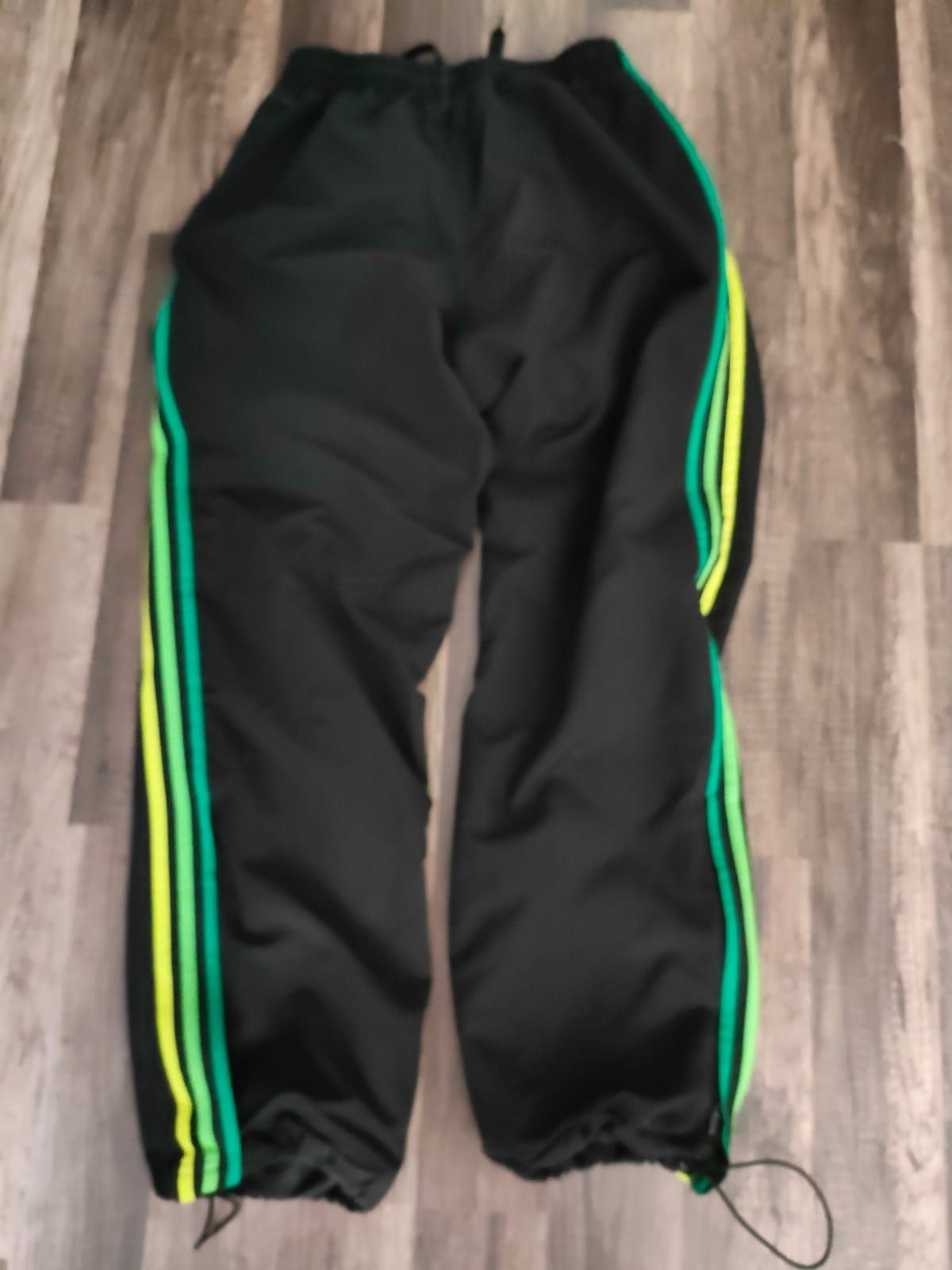 Spodnie dresowe Adidas CLIMA  365 z zamkami na podszewce