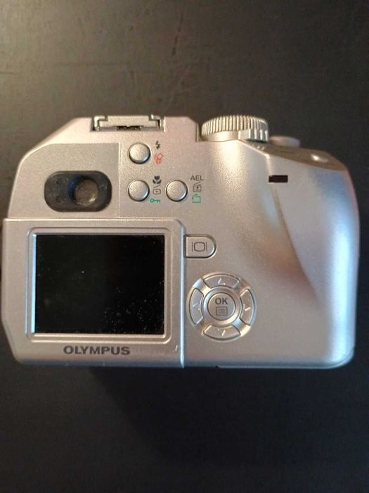 Видеокамера "OLYMPUS" C-500 ZOOM Япония