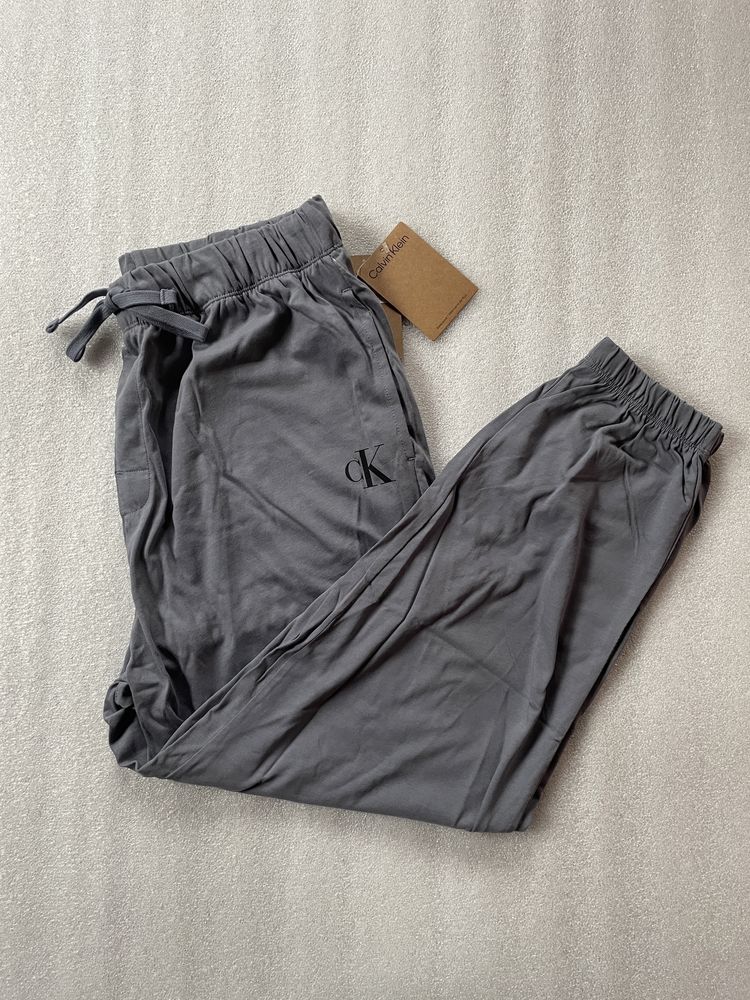 Новые штаны calvin klein (ck flex lounge joggers ) с америки L
