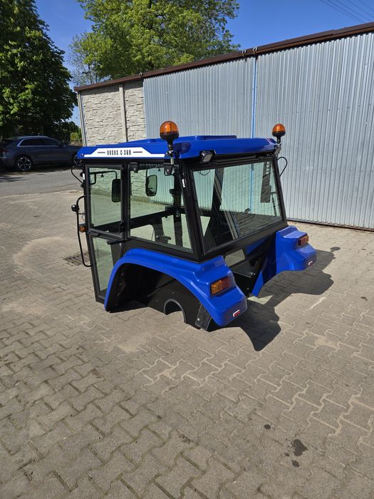 Kabina ciągnikowa C360 Maska c360 Kabina c360 Nowa kabina c360