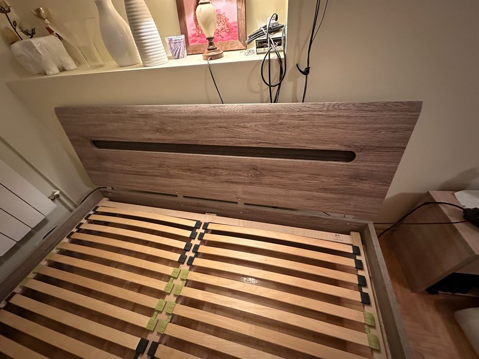 Obudowa łóżka ze stelażem 160-200