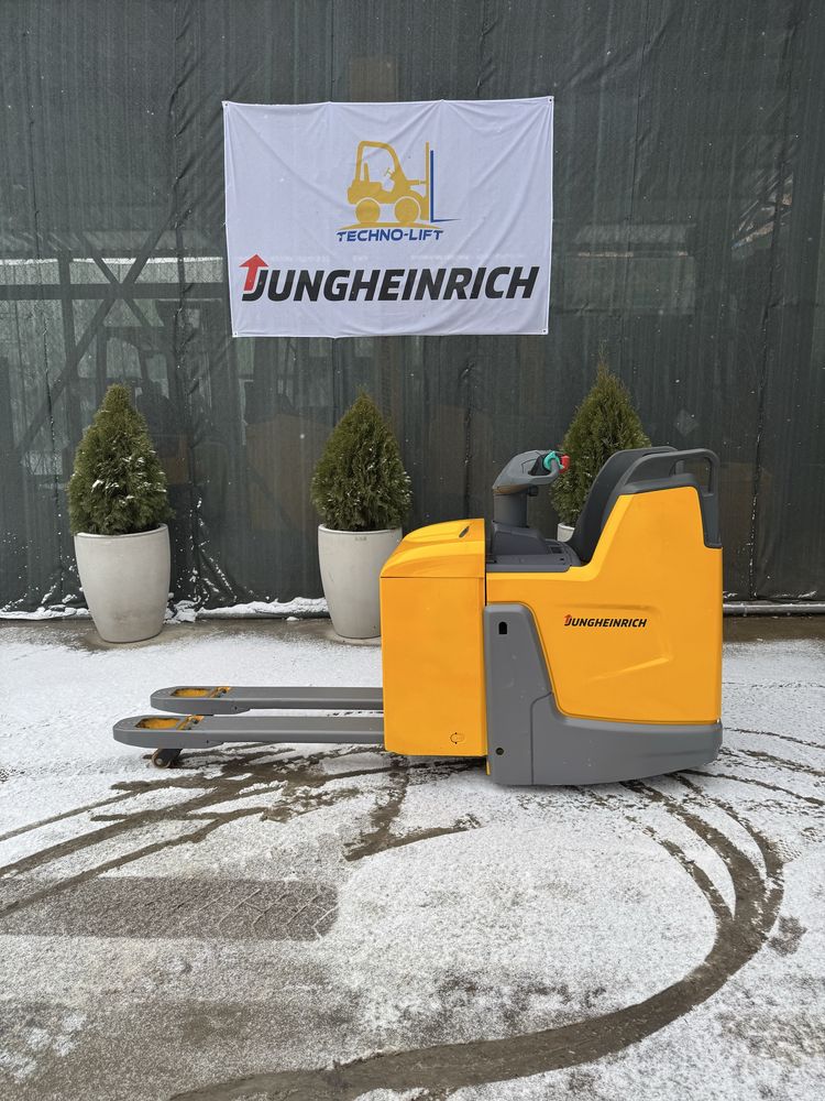 Електричний візок Jungheinrich ERE 225
