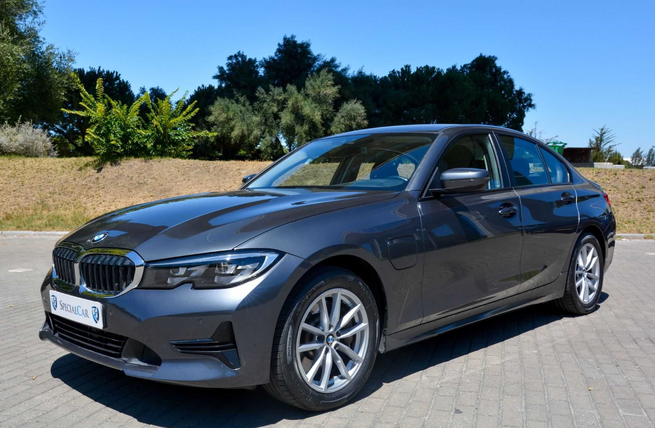 BMW 330e G20 2019