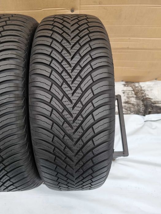 Opony Całoroczne 205/55/16 94V Vredestein Quatrac Rok 2024