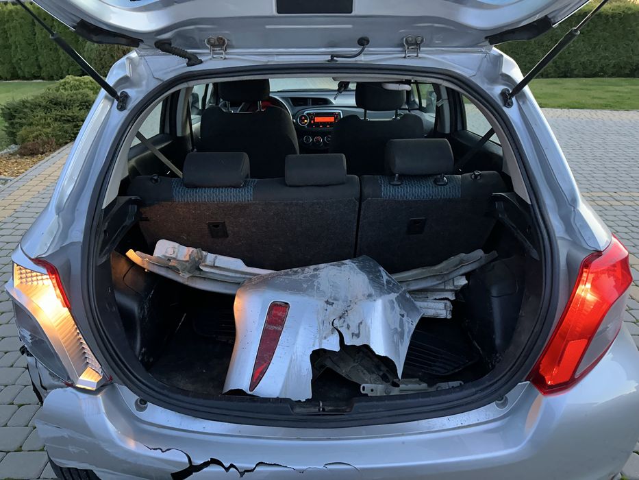 Toyota Yaris 1.3 benzyna, 2012r