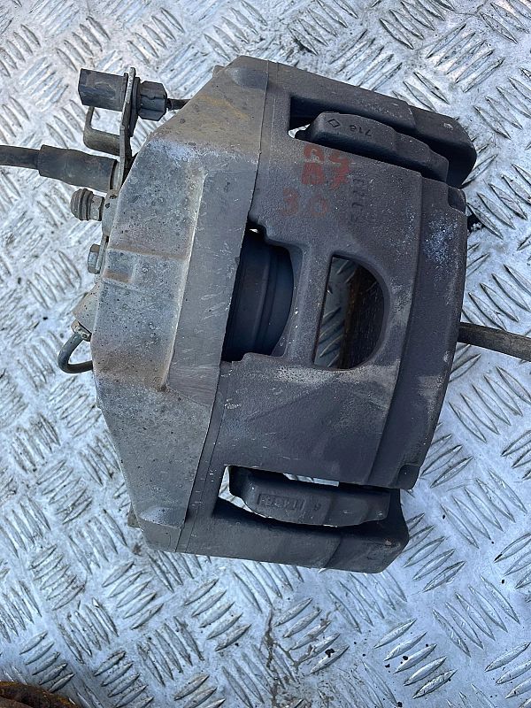 Zaciski Tarcze Klocki Komplet Audi A4 B7/3.0 Tdi