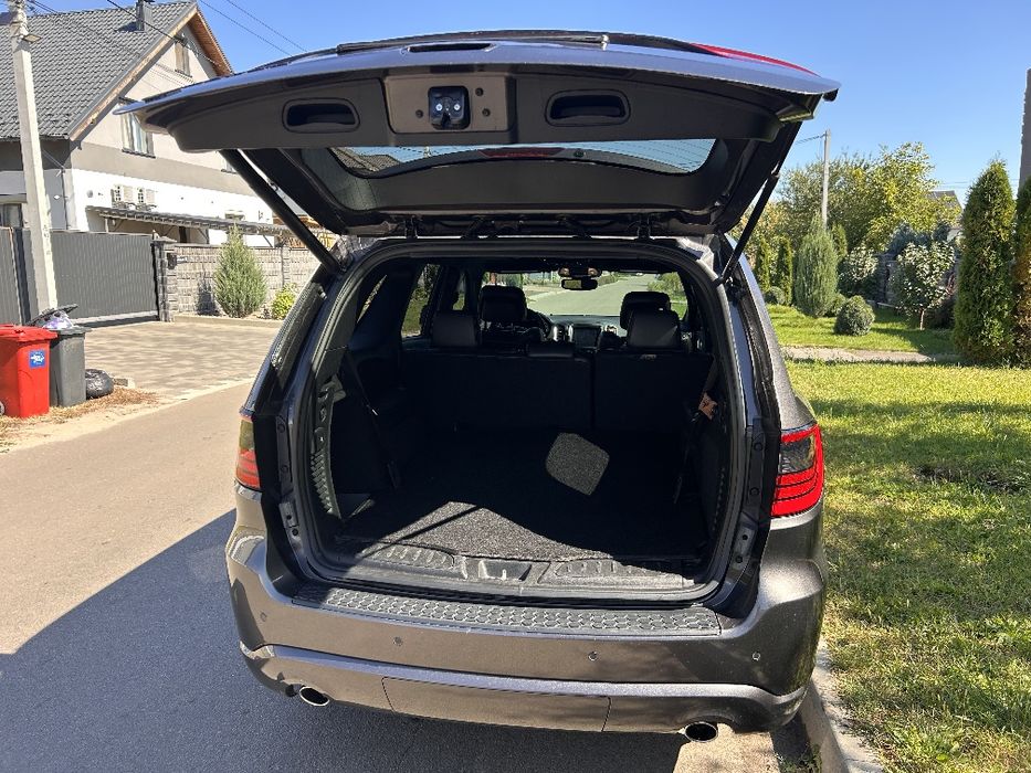 Продам Dodge Durango 2019 року ціле авто , обслужена