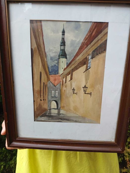 Obraz malowany AKWARELA "Piękny zaułek z wieżą kościelną"w ramie 27x33
