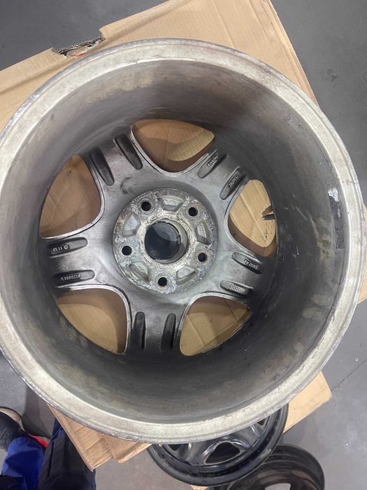 Диски VW Touareg  R17 заводський номер 7L6601025B.