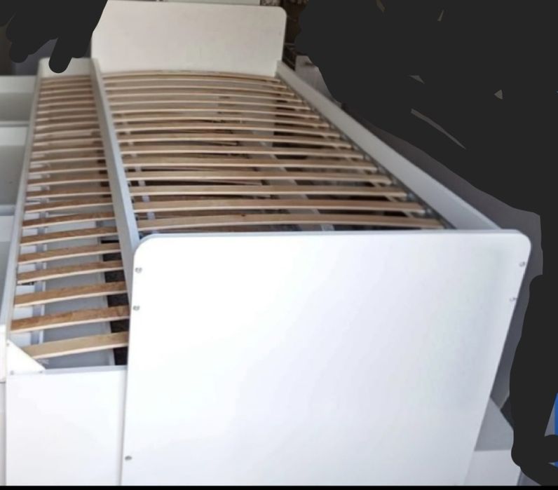 Cama de solteiro Branca