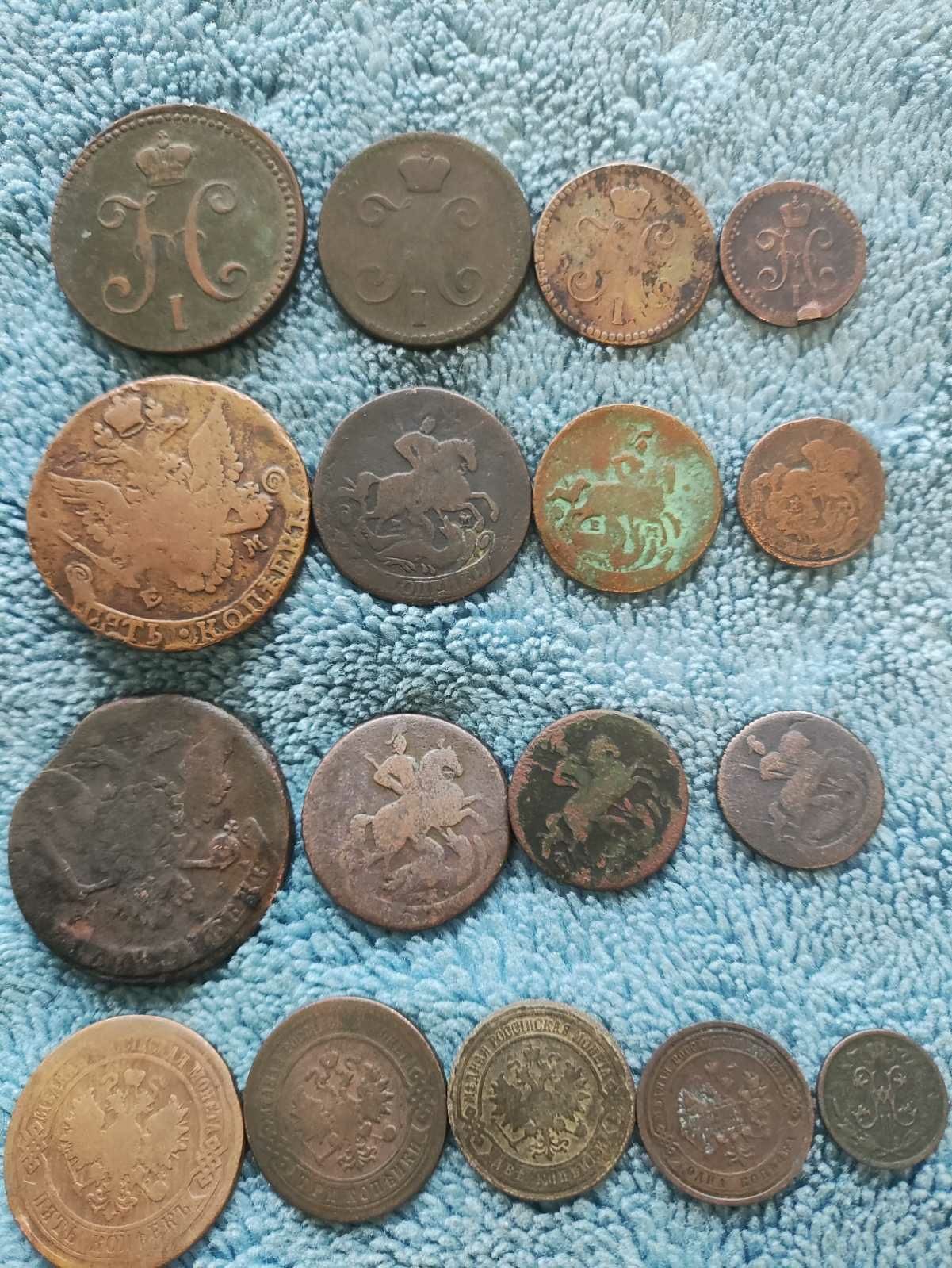 Продам монеты от чешуек и дельфинов до советов 61 года
