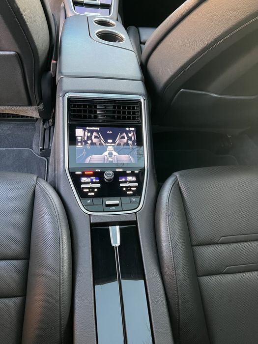 Porsche Panamera 4S