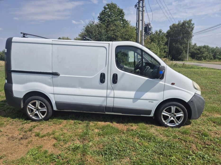 Sprzedam Opla Vivaro 1.9dti