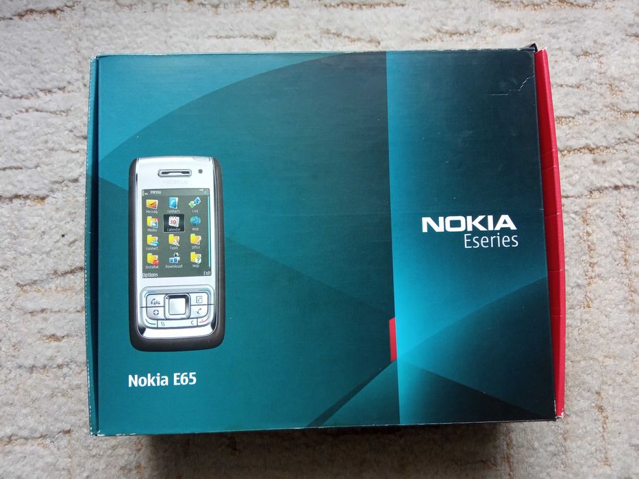 Pudełko NOKIA E65 + akcesoria . Oryginalne .