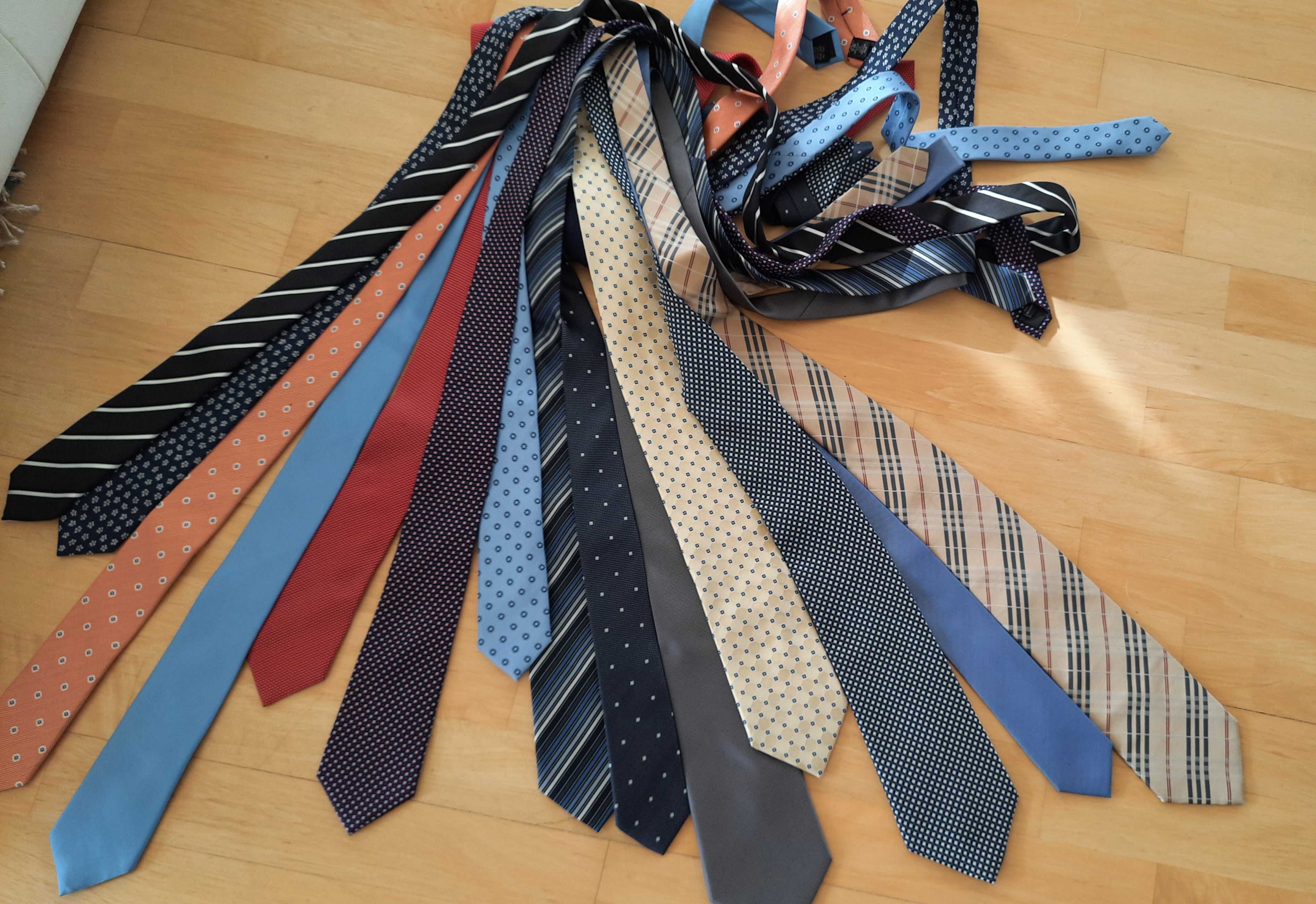 Markowe krawaty zestaw