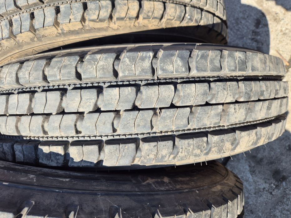 Opony 8.5r17.5   8.5-17.5