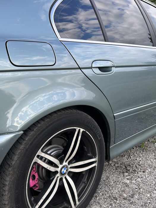 Продам BMW e39 FL