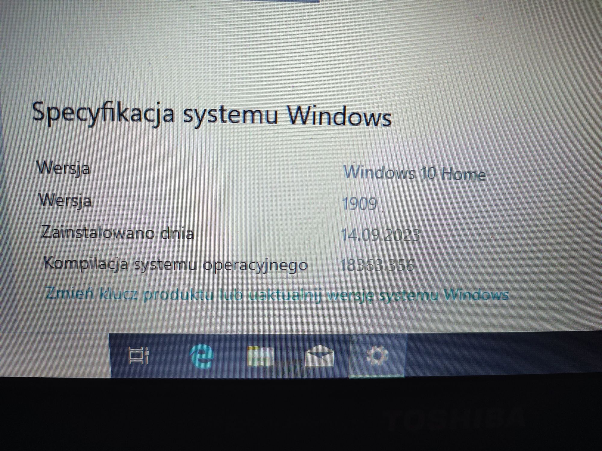 Laptop Toshiba dysk HDD 300GB, i3, 3gb ramu, windows 10 home