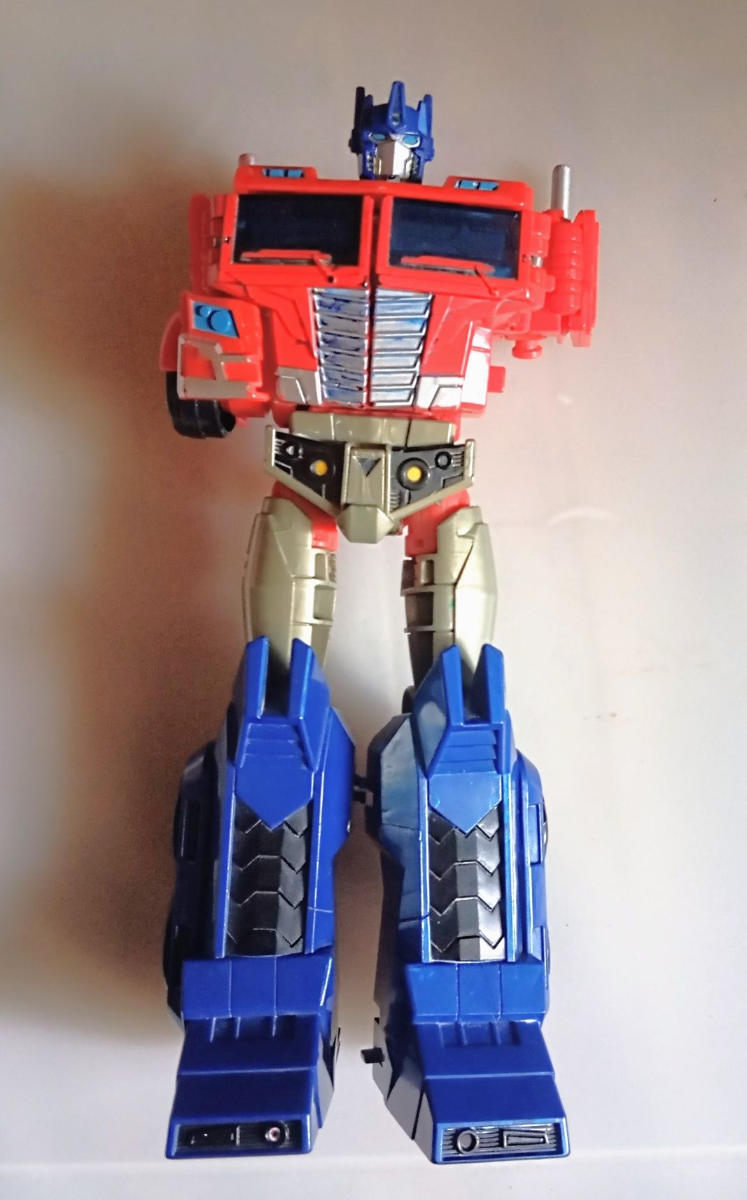 Transformers autobots Optimus Prime 30cm para reaproveitar.