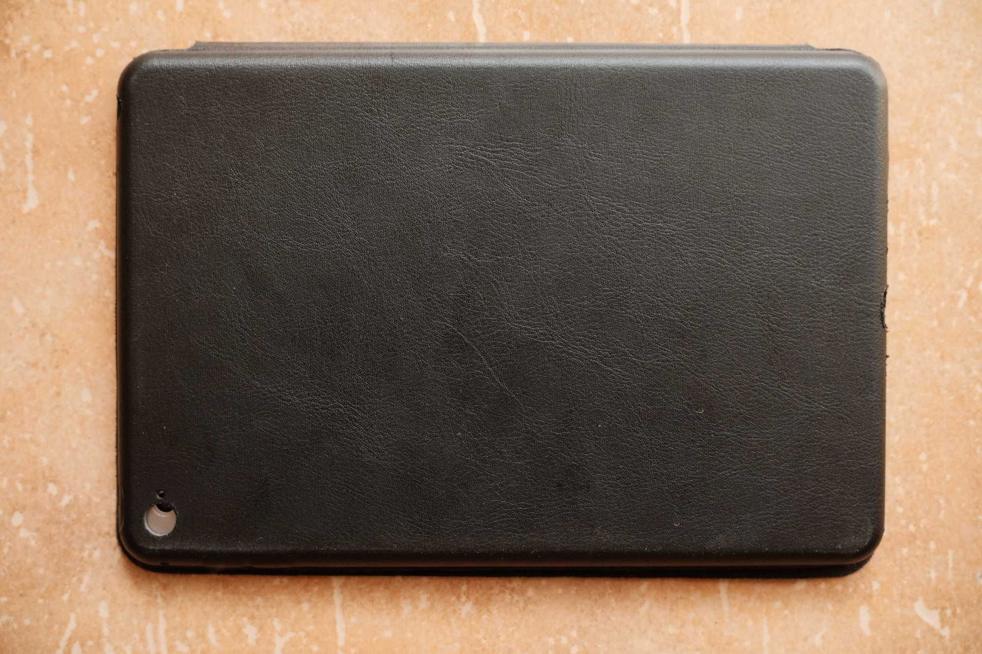 iPad Mini 2 – Muito Bem Conservado + Capa + Carregador Original