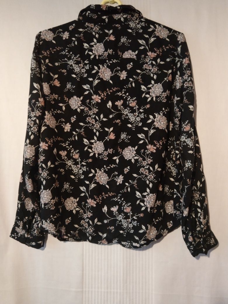 Sprzedam Bluzkę Damska z Długim Rękawem, rozmiar S, marki H&M-Divided.