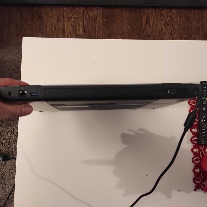 Laptop DELL VOSTRO 3550 Intel Core i3 2310M 4GB Ram  320Gb HDD