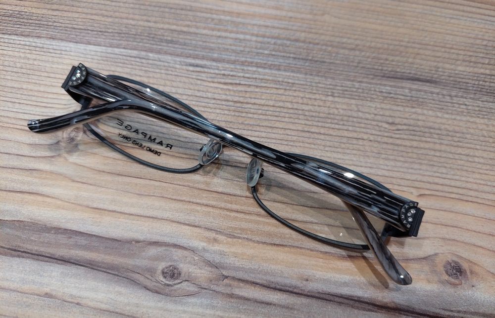 Женские узкие черные оправы с мраморными заушниками R102 от Rampage!