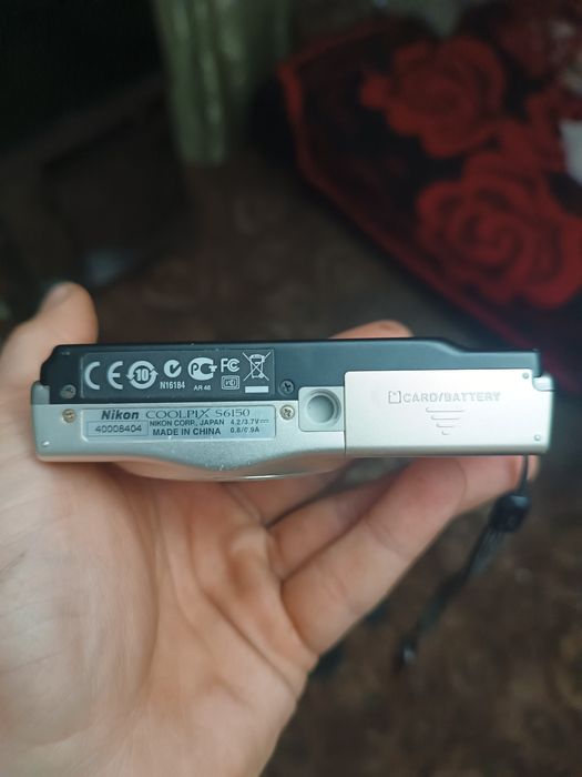 Фотоаппарат Nikon coolpix s6150 с чехлом, зарядка и карта памяти 8GB