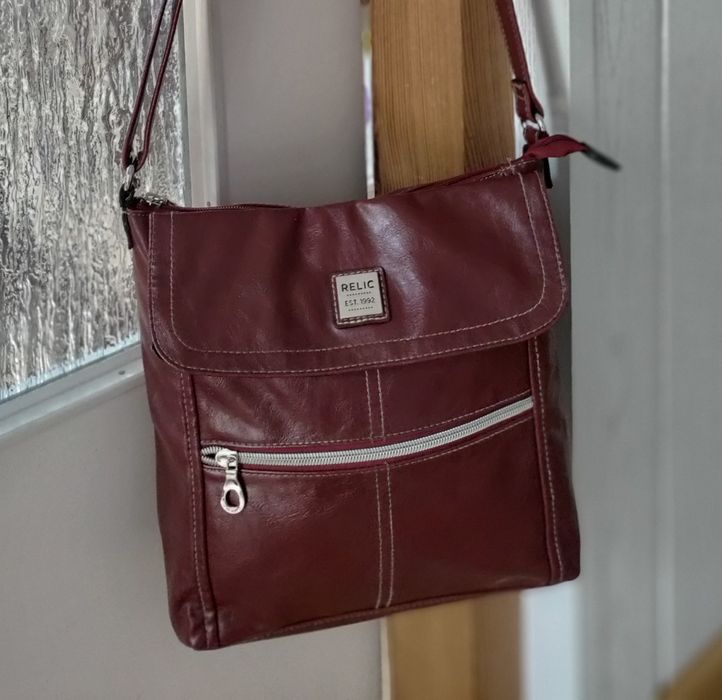 Efektowna torebka Relic est. 1992 kolor burgund