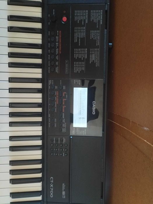 Casio CT-X700 + Suporte Quiklok