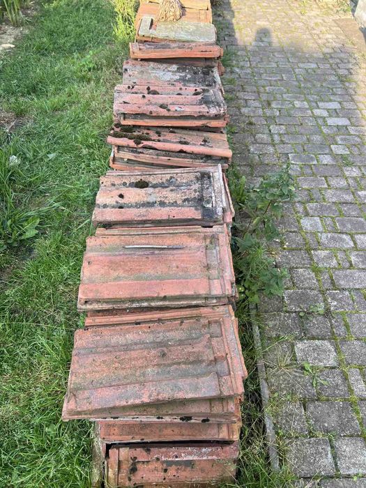 Черепиця дахівка з клеймом