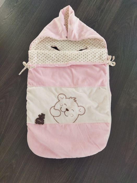 Saco de dormir e lençóis de berço