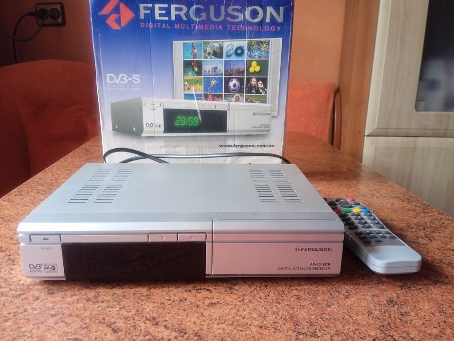 Цифровий супутниковий телеприймач ресивер ТВ програм Ferguson