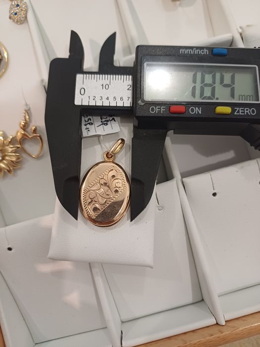 Zawieszka złote puzderko pr 585