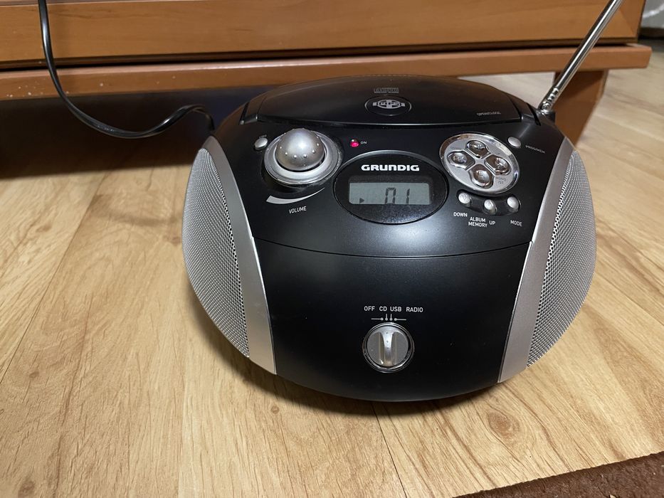 Radio odtwarzacz CD MP3 Grundig RCD 1445 USB