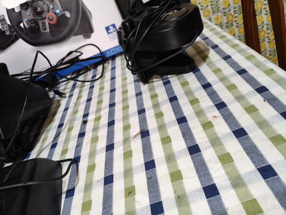 Logitech g 29 conjunto completo e 2 anos de seguro aceito troca  ps5