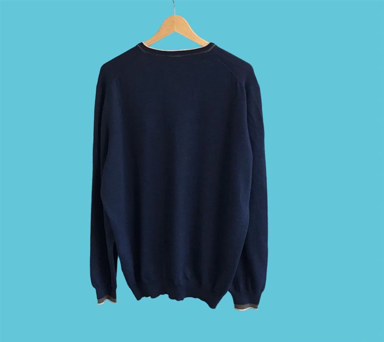 Пуловери Fay