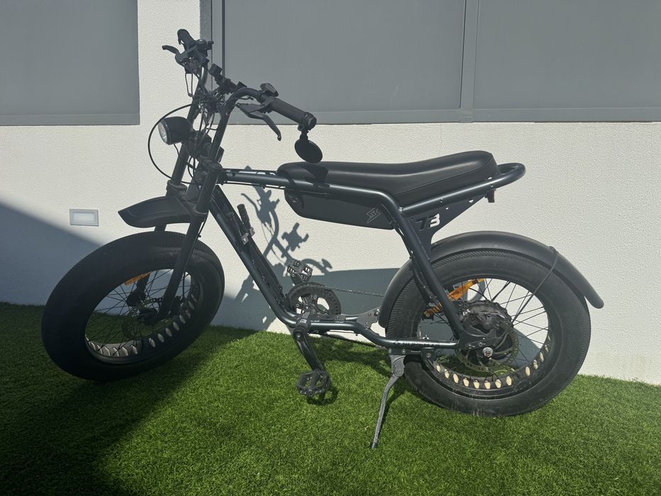 Bicicleta / mota eltrica Super 73 com acelerador