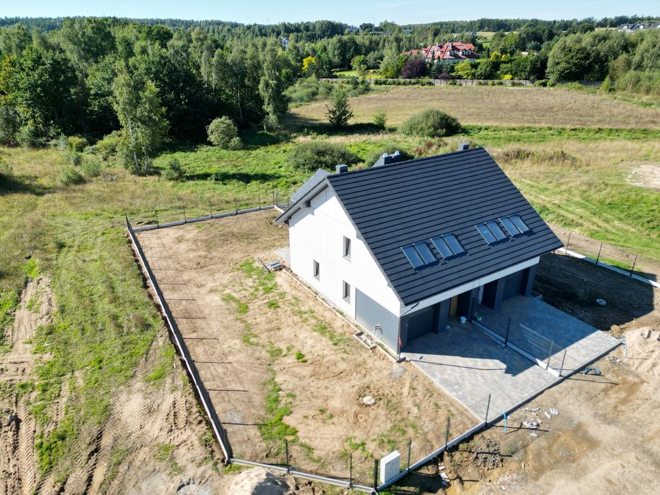 Bliźniak pod lasem Przyjaźń