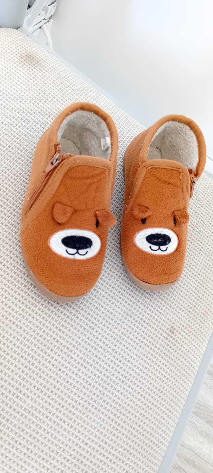 Pantufas criança tamanho 24