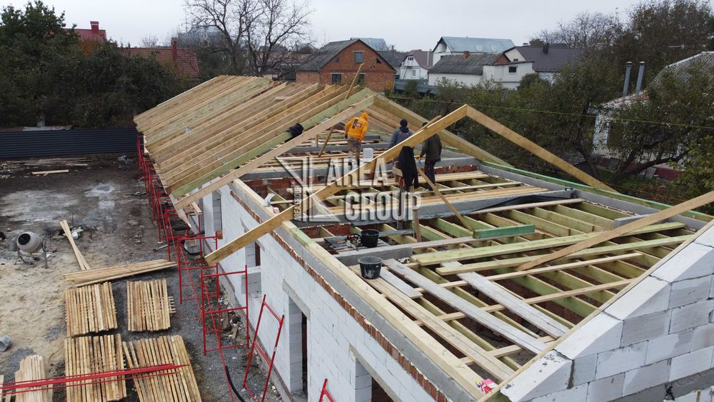 Стильний компактний будинок в класному районі