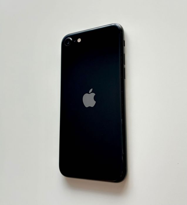 iPhone SE 2022 - 81% bateria