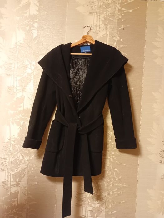 Продам куртки зимние