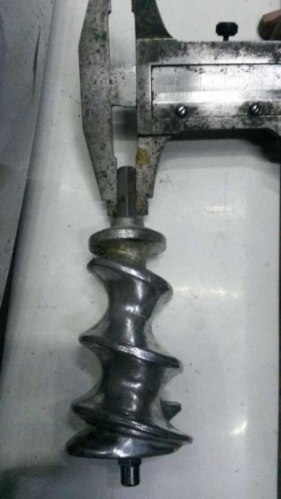  продам корпус шнека, венчик, насадка на блендер