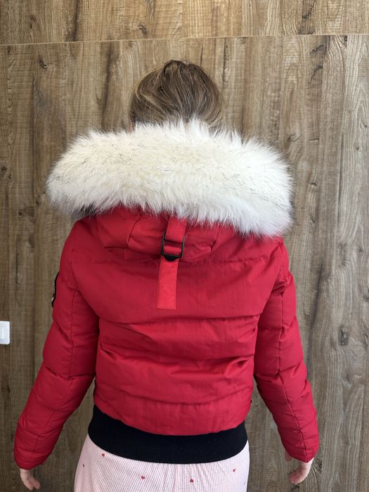 Жіноча куртка SuperDry S